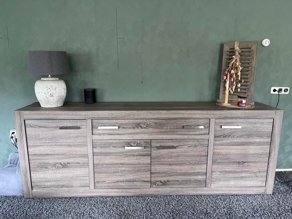 Dressoir, Ophalen, Gebruikt, 25 tot 50 cm, 200 cm of meer