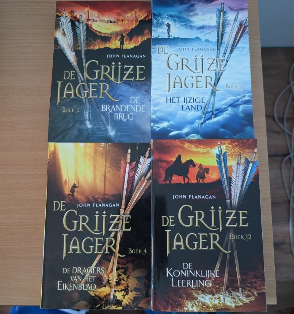 De Grijze Jager - Deel 1, 2, 3 en 12 (4 boeken), Ophalen of Verzenden, Gelezen