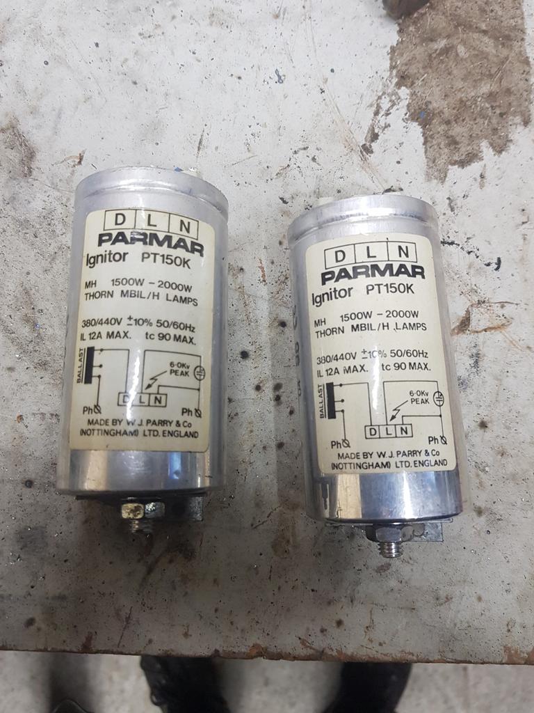 condensator s nieuw, Ophalen of Verzenden, Nieuw, 500 watt of meer, Overige typen