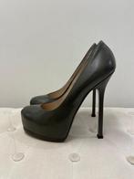 YSL, Overige kleuren, Ophalen of Verzenden, Sneakers of Gympen, Zo goed als nieuw