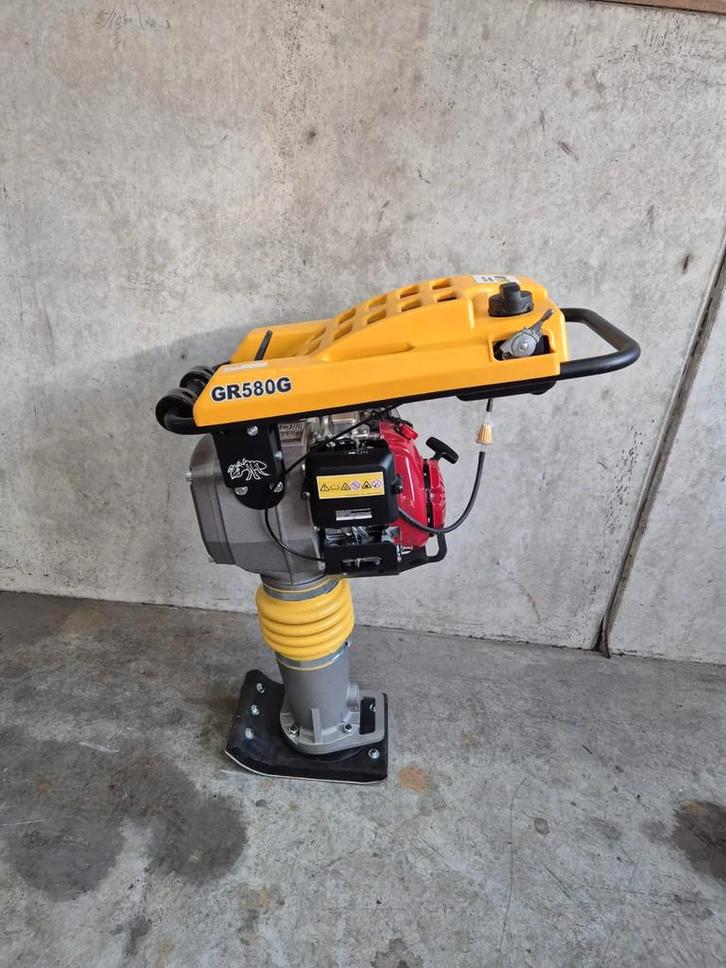 Giant GR580 G Nieuw Overjarig Actieprijs (bj 2023), Zakelijke goederen, Machines en Bouw | Overig