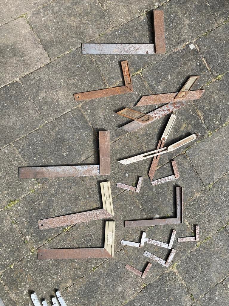 Diverse oude winkelhaken en meetgereedschap, Antiek en Kunst, Ophalen