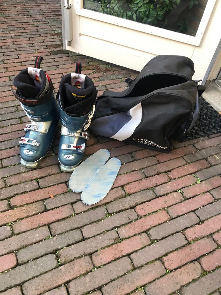 Skischoenen maat 39, Sport en Fitness, Skiën en Langlaufen, Ophalen, 160 tot 180 cm, Schoenen, Zo goed als nieuw