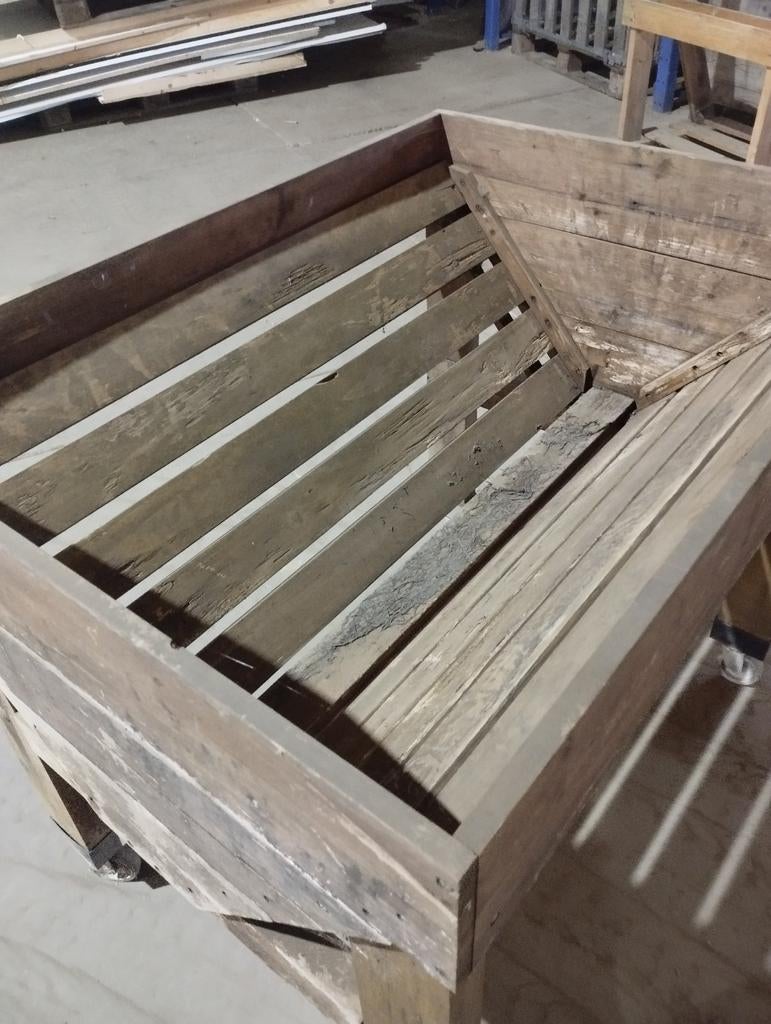 Verrijdbare voerbak, Ophalen, 250 cm of meer, Palen