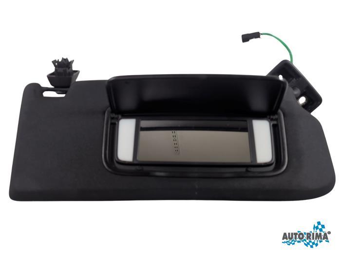 Zonneklep van een Volvo XC60, Gebruikt, -, -, Ophalen of Verzenden