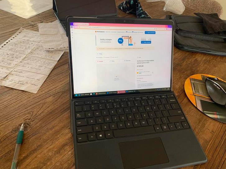 Surface pro 9 in top conditie oplaad cyclus is 33!!!, Computers en Software, Windows Laptops, Zo goed als nieuw, 13 inch, SSD