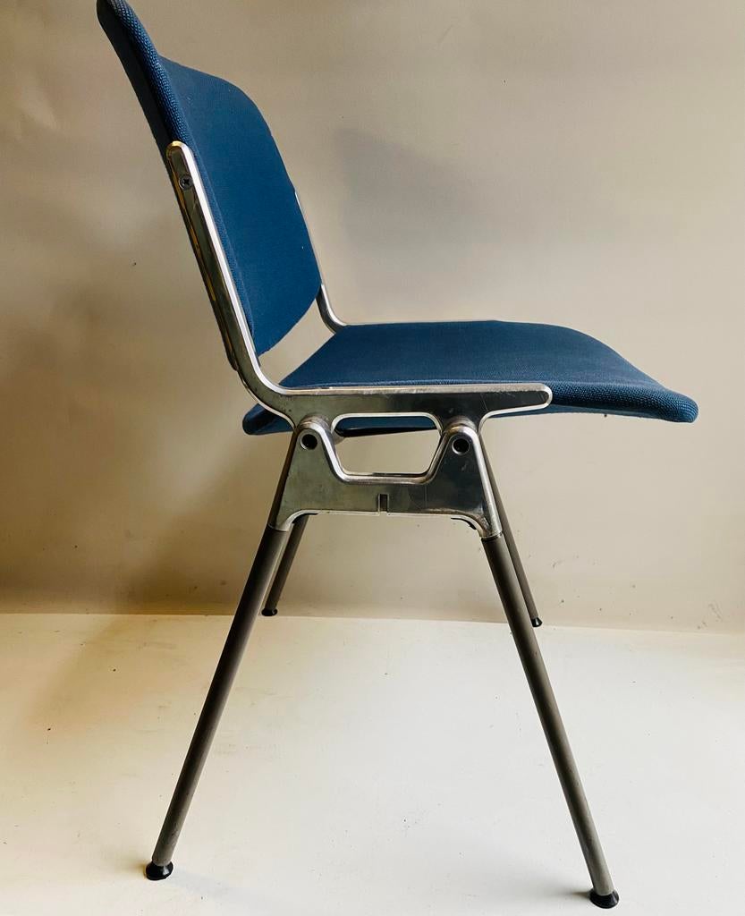 Castelli Italy stoel DSC 106 design G. Piretti, Huis en Inrichting, Stoelen, Castelli, Italie, Gebruikt, Blauw
