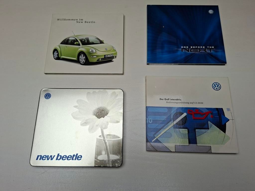 Volkswagen Automobilia: CD's VW Kever en VW Golf, Boeken, Auto's | Boeken, Ophalen of Verzenden, Zo goed als nieuw, Volkswagen