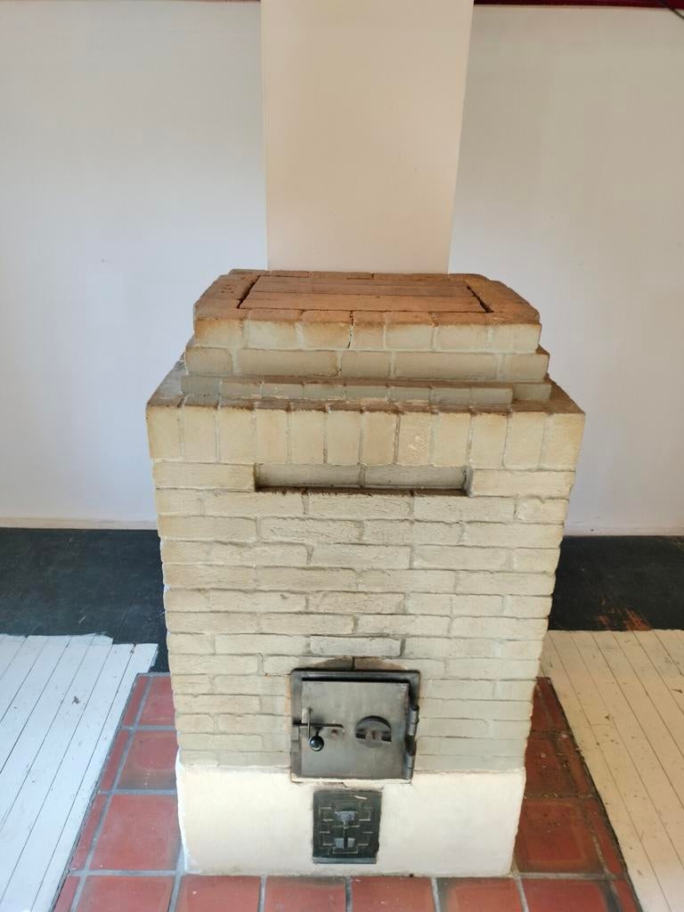 Complete Finse accumulatie-oven (baksteen) – gedemonteerd, Ophalen, Gebruikt, Houtkachel, Vrijstaand