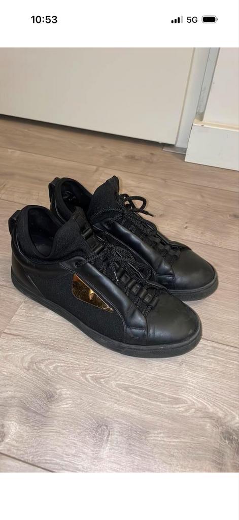 Exclusieve Fendi schoenen - Maat 41/42, Ophalen of Verzenden, Zo goed als nieuw, Zwart, Sneakers of Gympen