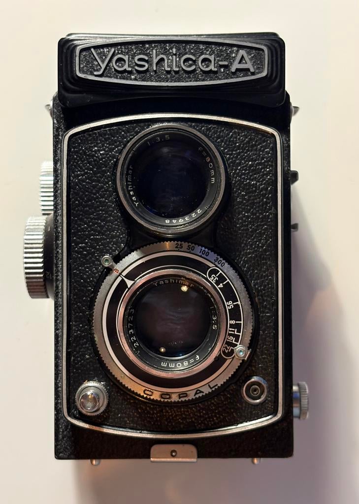 Yashica-A TLR 6x6 met Yashimar 80mm f/3.5, Audio, Tv en Foto, Fotocamera's Analoog, Ophalen of Verzenden, Zo goed als nieuw, Compact