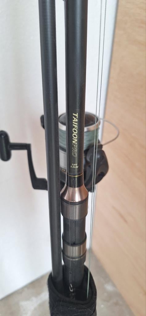 Taifoon Pro hengel met Shimano molen, Watersport en Boten, Hengelsport | Algemeen, Ophalen, Zo goed als nieuw, Complete hengel