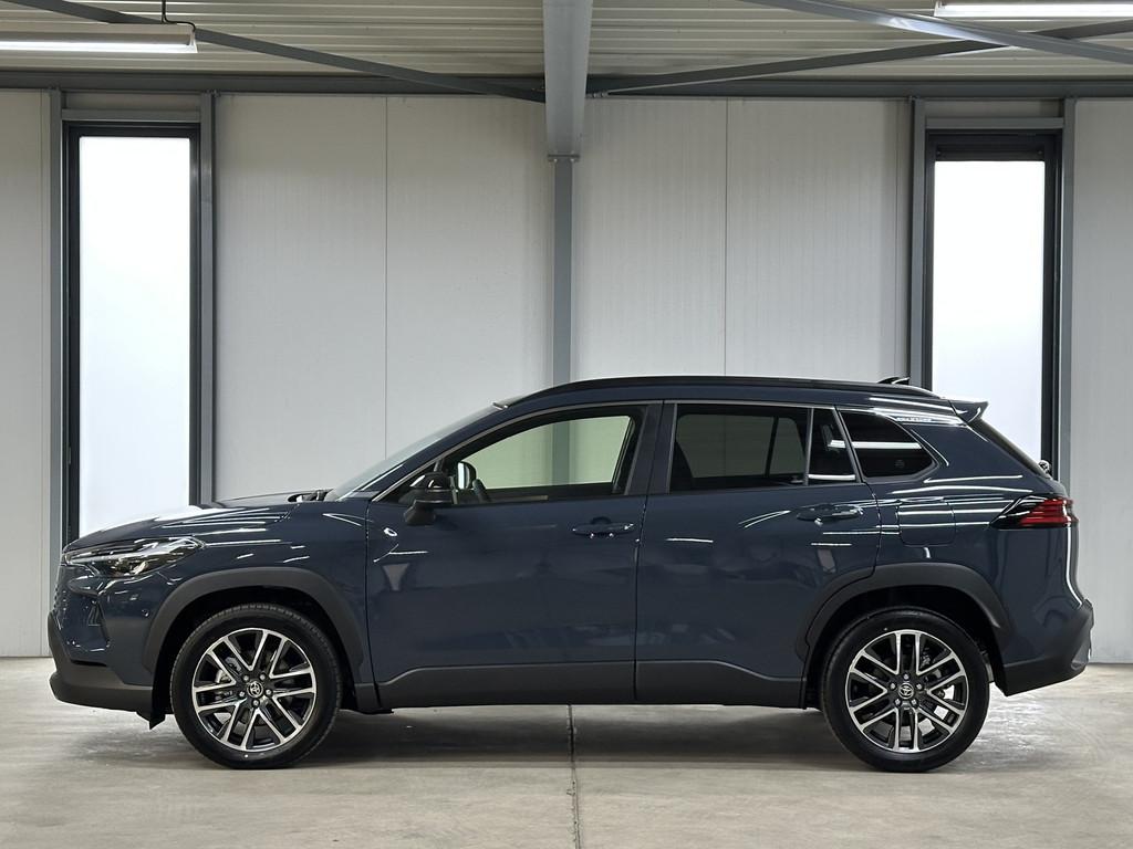 Toyota Corolla Cross Hybrid 180 Executive | Leder | Pano | J, Auto's, Toyota, 12 maanden, Gebruikt, 4 cilinders, 179 pk