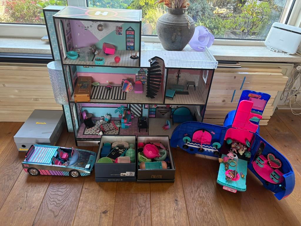 LOL poppenhuis, Kinderen en Baby's, Speelgoed | Poppenhuizen, Ophalen, Gebruikt, Poppenhuis