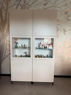 Besta Ikea Vitrinekast met glazen deuren, Huis en Inrichting, Ophalen, 100 tot 150 cm, 25 tot 50 cm, Met deur(en)