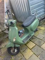 AGM VX 50 mat groen incl windscherm hekje, Fietsen en Brommers, Snorfietsen en Snorscooters, Gebruikt, Benzine, Ophalen, Overige merken