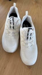 Skechers instappers wit/creme maat 39, Ophalen of Verzenden, Zo goed als nieuw, Wit, Instappers