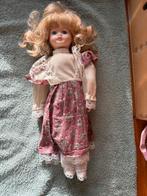 Vintage porseleinen pop met blonde krullen en blauwe ogen, Ophalen, Gebruikt, Overige typen