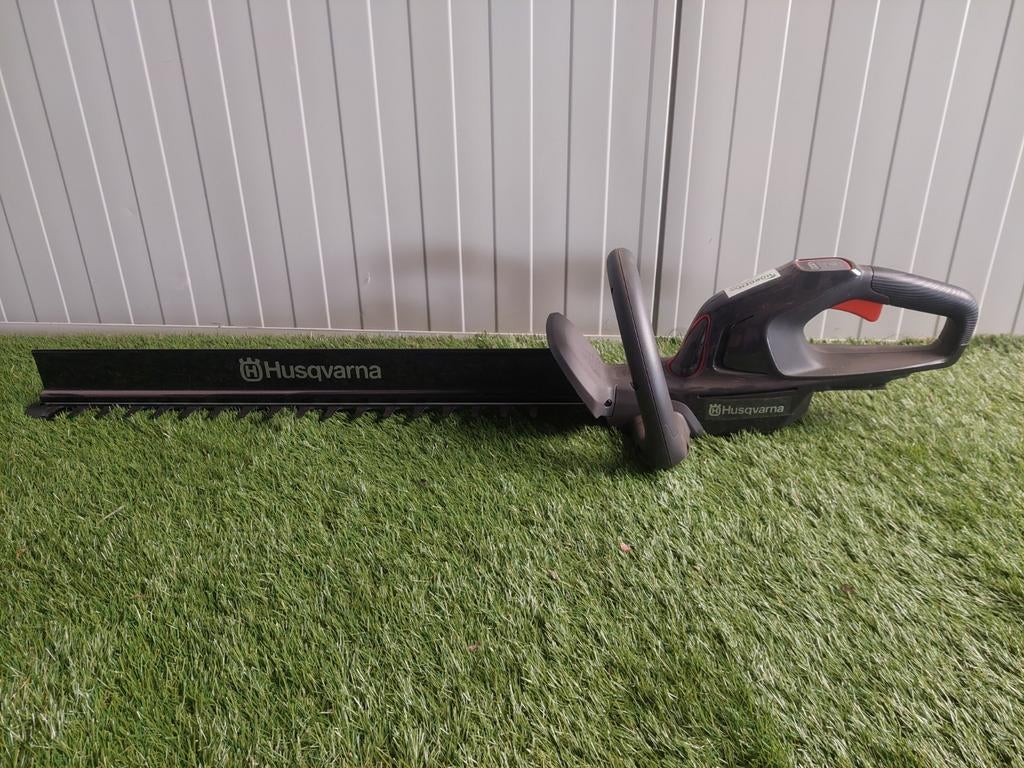 Husqvarna Aspire Heggenschaar (excl. accu/lader), Tuin en Terras, Heggenscharen, Zo goed als nieuw, Accu, Ophalen