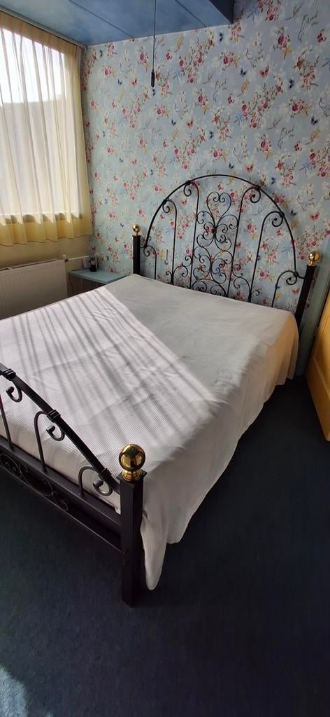 Gietijzeren bed, Huis en Inrichting, Slaapkamer | Bedden, Ophalen, Tweepersoons, Zwart, Metaal