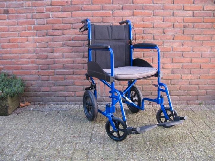 Drive lichtgewicht(10kg) rolstoel 48cm Met dubbele remmen, Diversen, Rolstoelen, Zo goed als nieuw, Duwrolstoel, Inklapbaar, Ophalen of Verzenden