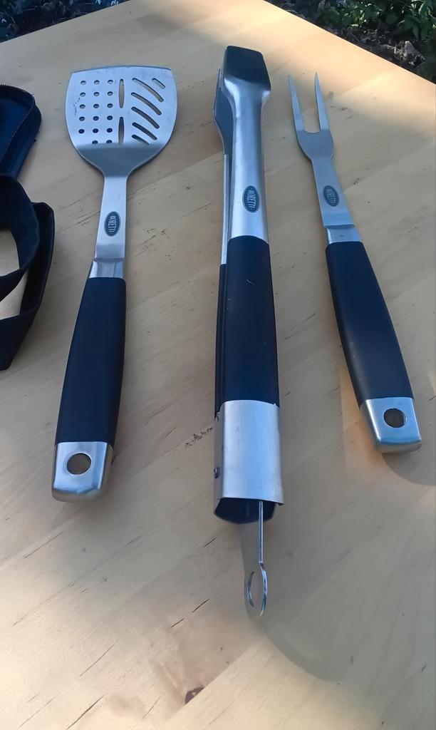 Boretti BBQ Gereedschapset - Nieuwstaat!, Tuin en Terras, Barbecue-accessoires, Zo goed als nieuw, Ophalen of Verzenden