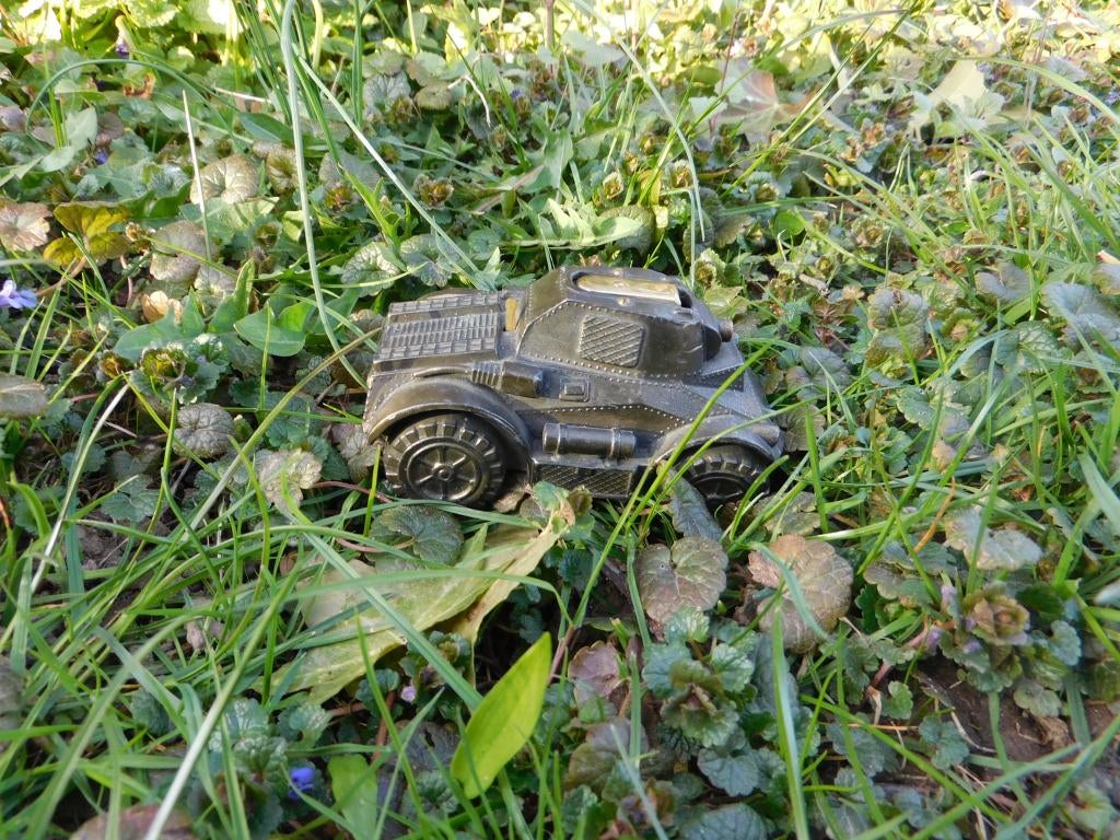 vintage tank pantserwagen aansteker, Verzamelen, Ophalen, Landmacht, Azië, Kunstobject