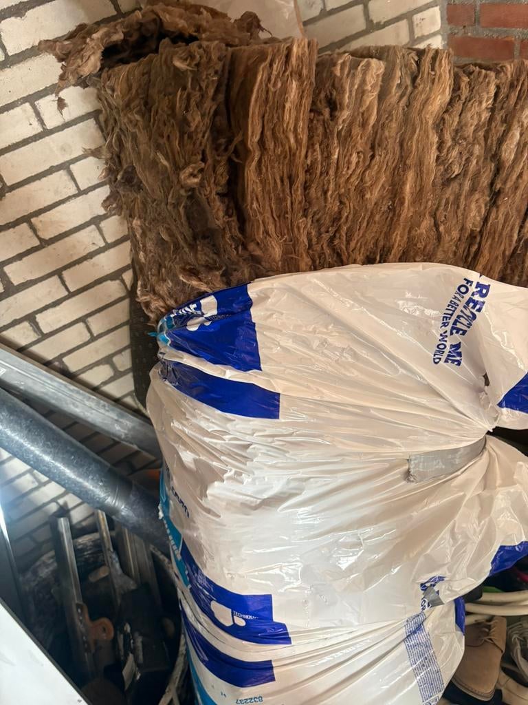 2 pakken isolatie, Doe-het-zelf en Verbouw, Isolatie en Afdichting, 12 cm of meer, Ophalen of Verzenden, Zo goed als nieuw, 15 m² of meer