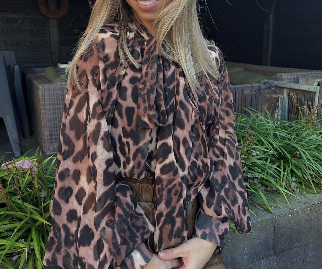 FEELKOO losvallende leopard top mt S/M en M/L