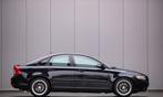 Volvo S40 2.4i Summum 170PK|Automaat|Xenon|Leder|Keyless|, Zwart, 700 kg, Zwart, 2435 cc