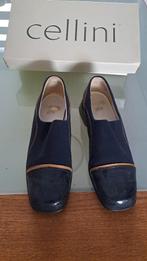 damesschoenen met lakneus, Kleding | Dames, Schoenen, Schoenen met lage hakken, Blauw, Ophalen of Verzenden, Onbekend