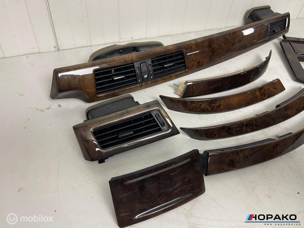 Interieurlijsten set BMW 5 serie E60 E61 hout / walnoot, Auto-onderdelen, Interieur en Bekleding, Gebruikt, Einsteinlaan 5 rijswijk