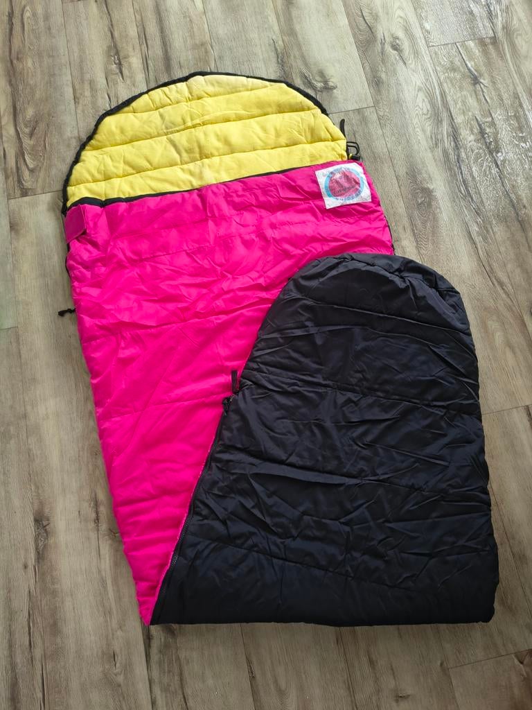 Prachtige roze zwarte outdoor slaapzak O'Hara, mummy 225 cm., Caravans en Kamperen, Slaapzakken, Onb, Ophalen of Verzenden, Onb