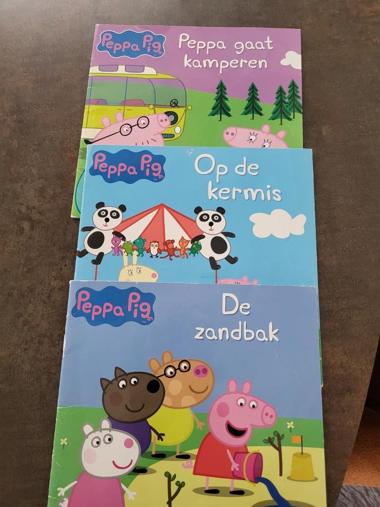 Peppa Pig boeken: kamperen, kermis en zandbak, Ophalen, Gelezen, Fictie algemeen