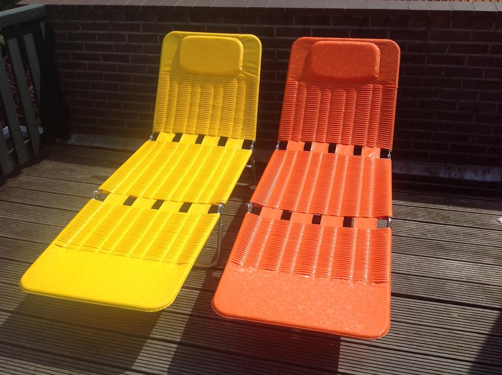 2 x vintage/retro ligbed, strandbed, stretcher merk KURZ, Ophalen, Zo goed als nieuw, Overige materialen, Verstelbaar