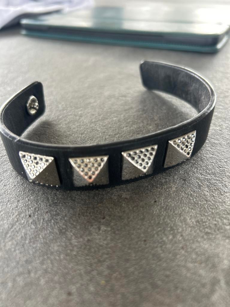 Swarovski armband met studs - Zwart leer en kristal, Sieraden, Tassen en Uiterlijk, Armbanden, Met kristal, Gebruikt, Zwart, Leer