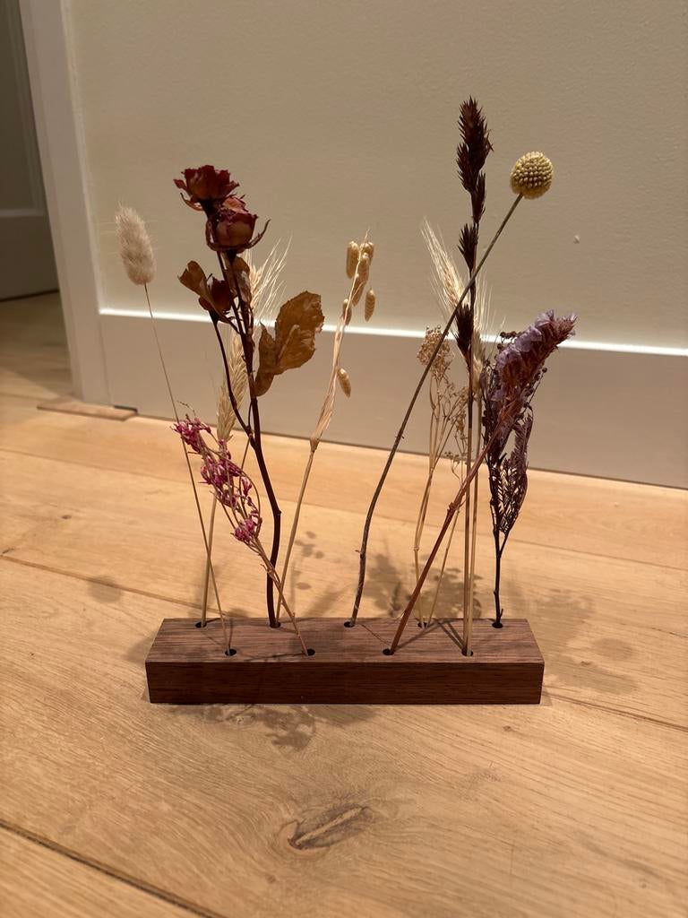 Setje droogbloemen in houten houder, Ophalen, Gebruikt