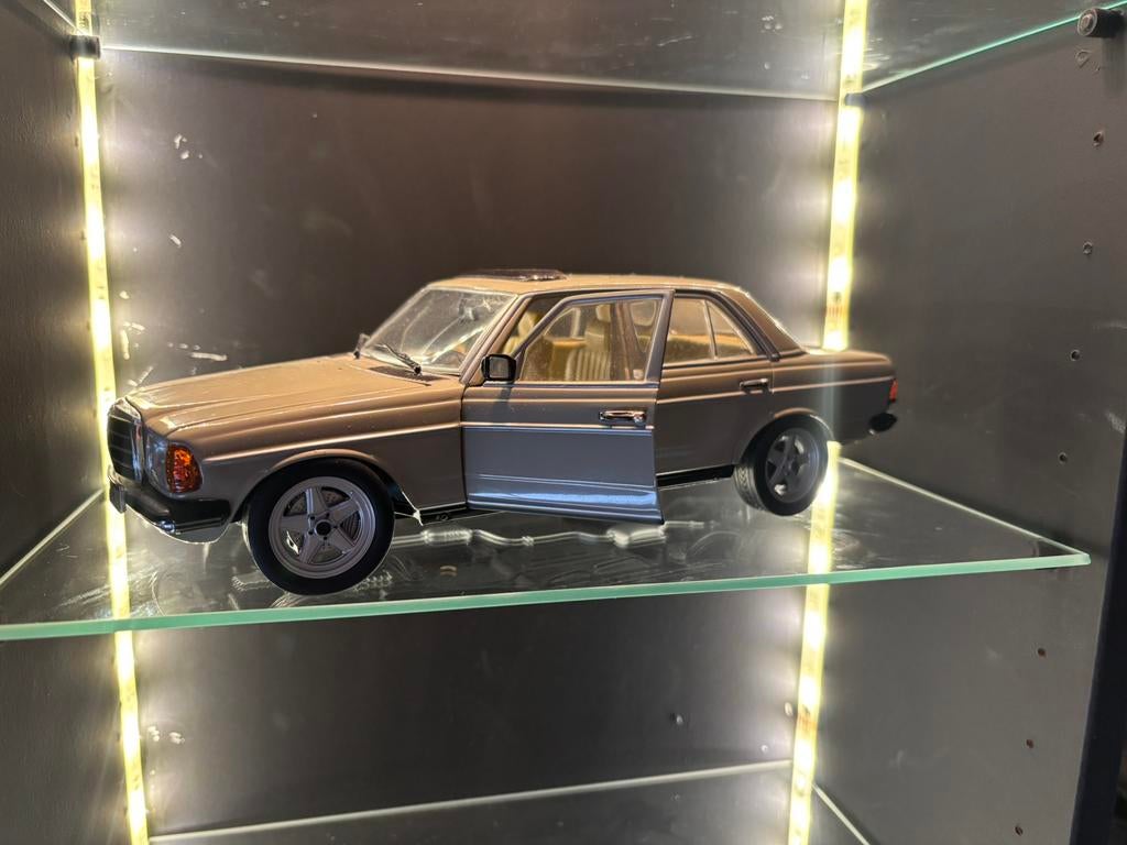 Mercedes 230 E, Ophalen of Verzenden, Zo goed als nieuw