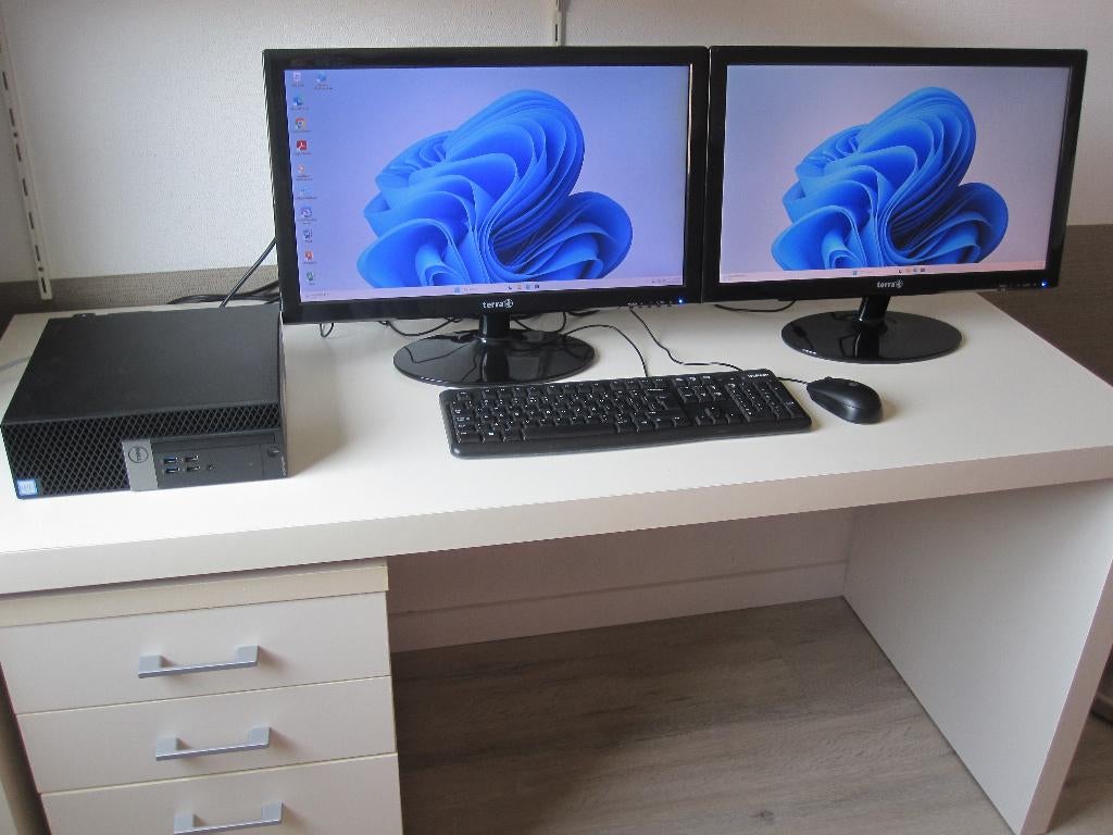 Dell Optiplex 5040 i5-6500 16gb 256gb SSD + 500gb + 2x 23", Met monitor, Ophalen of Verzenden, Zo goed als nieuw, DELL .