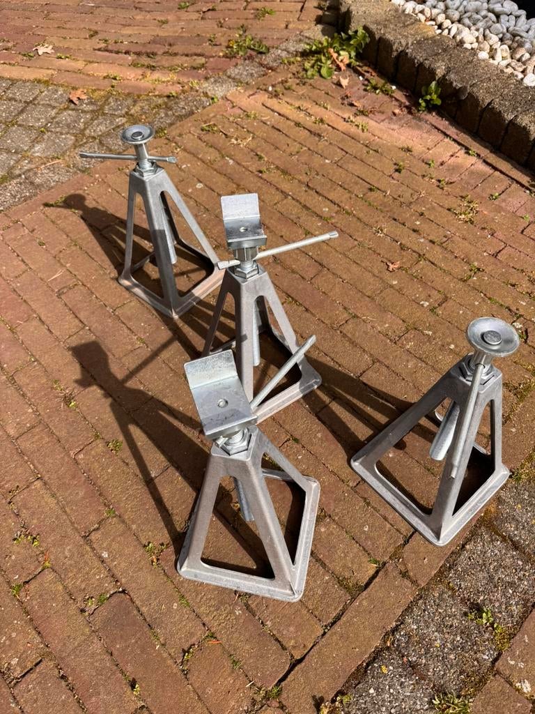 Camper of caravan Aluminium (stabilisatie)steunen, Caravans en Kamperen, Ophalen of Verzenden, Zo goed als nieuw