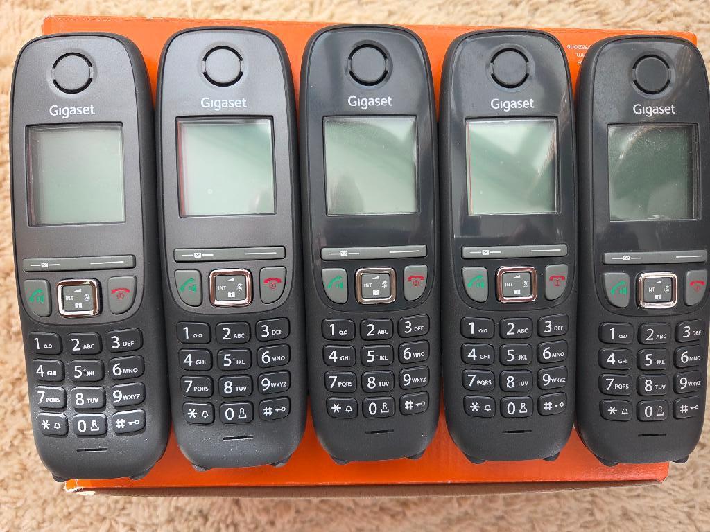 Gigaset A475H met 5 (!) handsets, Ophalen of Verzenden, Zo goed als nieuw, 4 handsets of meer