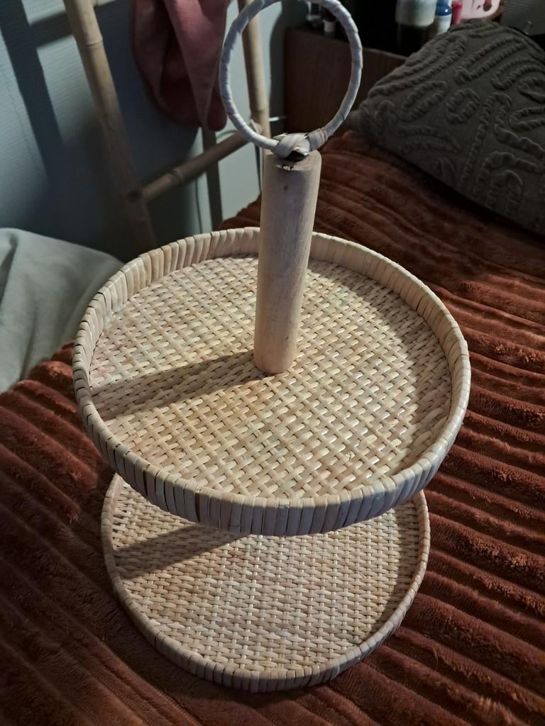 Rotan etagere, Ophalen of Verzenden