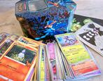 Pokémon blik met ruim 400 Kaarten - Glimmende Holografische, Ophalen of Verzenden, Zo goed als nieuw, Meerdere kaarten