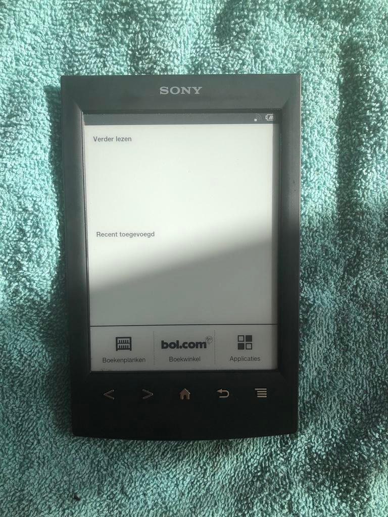Sony Reader PRS-T2N E-reader - Zo goed als nieuw, Computers en Software, E-readers, Ophalen, Zo goed als nieuw, 4 GB of minder