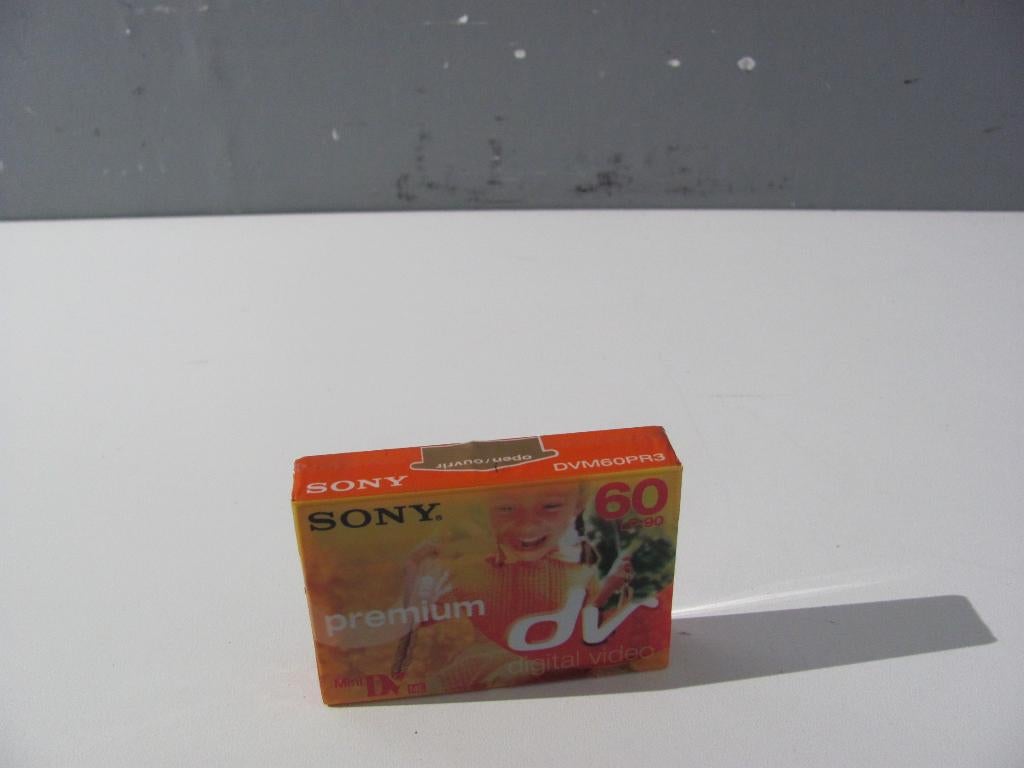 Sony miniDV digital video 60 lp:90 cassette, Mini dv, 20x of meer, Nieuw, Ophalen of Verzenden