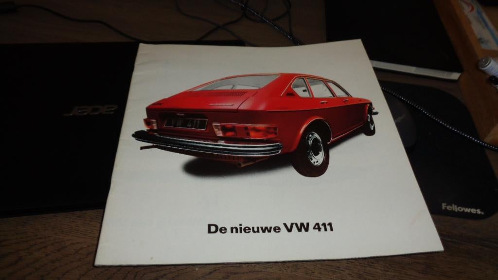 DIKKE ZELDZAME  Folder VW  411  ,  8-1968, Boeken, Auto's | Folders en Tijdschriften, Verzenden, Zo goed als nieuw, Volkswagen