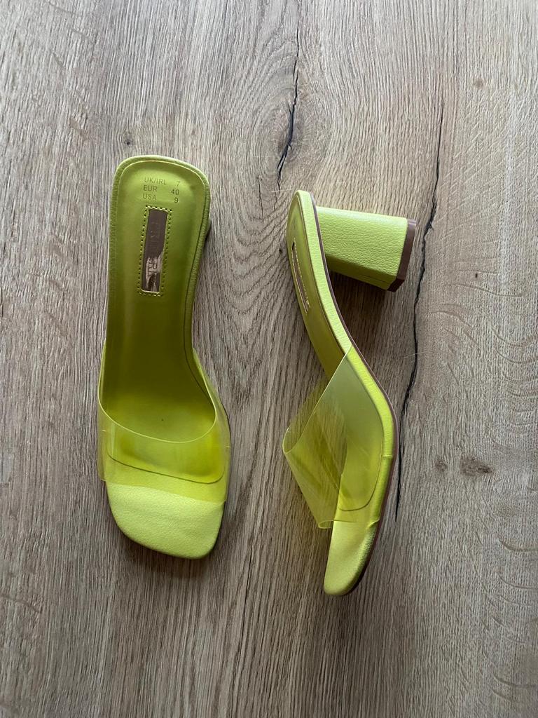 Neon groene hakken – Primark maat 40, Pumps, Ophalen of Verzenden, Zo goed als nieuw, Groen
