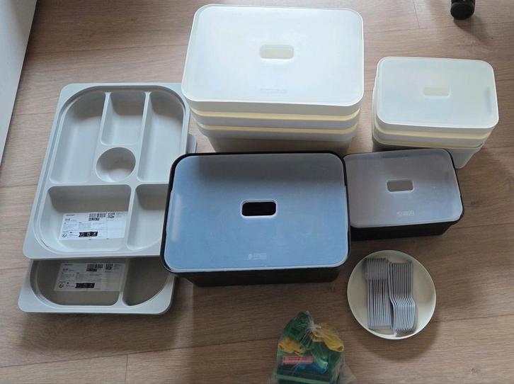 Sunware opbergers bakken en ikea lade bak klemmen, Huis en Inrichting, Woonaccessoires | Overige, Gebruikt, Ophalen