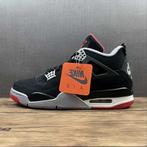 Air Jordan 4 Retro Bred | Maat 46, Kleding | Heren, Schoenen, Ophalen of Verzenden, Nieuw, Wit