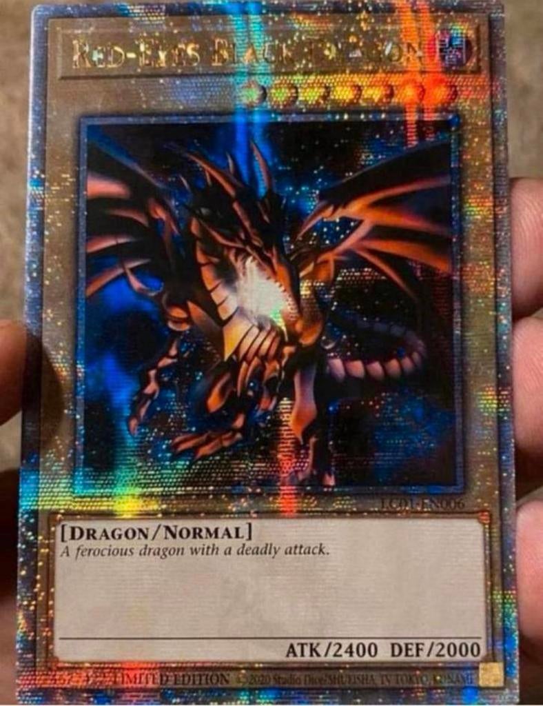 Yu-Gi-Oh! Red Eyes Black Dragon LC01 Quartercentury Promo !, Hobby en Vrije tijd, Verzamelkaartspellen | Yu-gi-Oh!, Ophalen of Verzenden